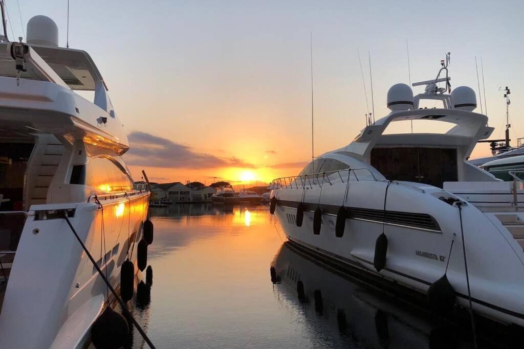 Charming In Port Apartment Grimaud