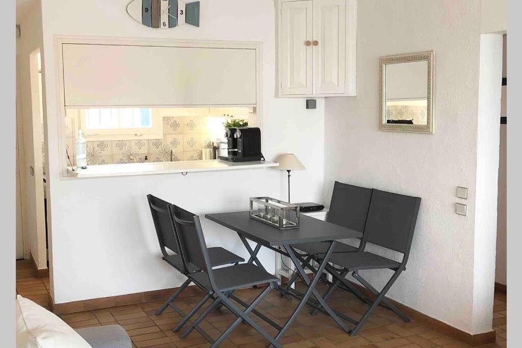 Apartment Charming In Port